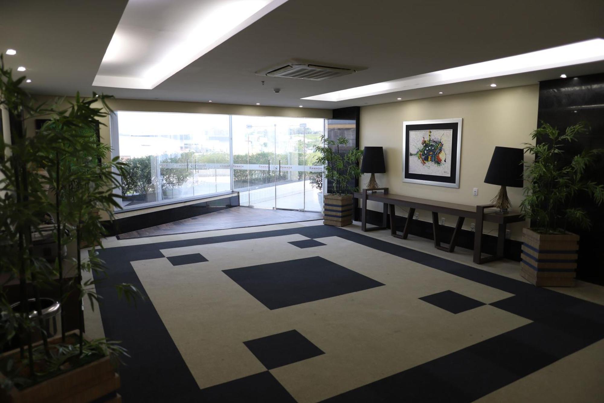 Ramada By Wyndham Manaus Torres Center Hotel Eksteriør billede